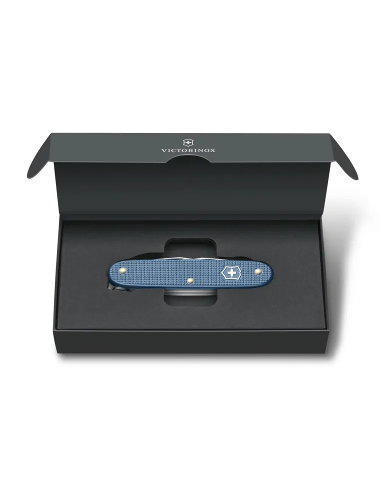 VICTORINOX PIONNER X ALOX AZUL GLACIAL EDC. LIMIT. 2026