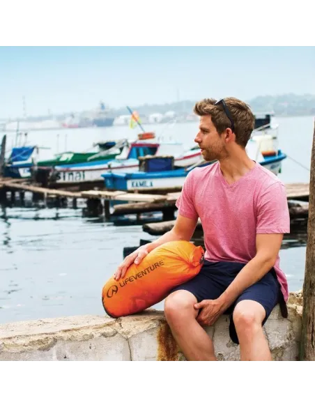 BOLSA ESTANCA LIFEVENTURE ULTRALIGHT 15L