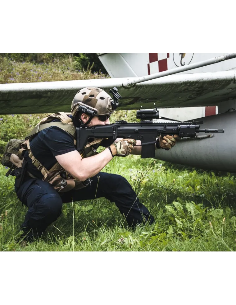 CHALECO 8 FIELDS ASSAULT PLATE CARRIER MULTICAM