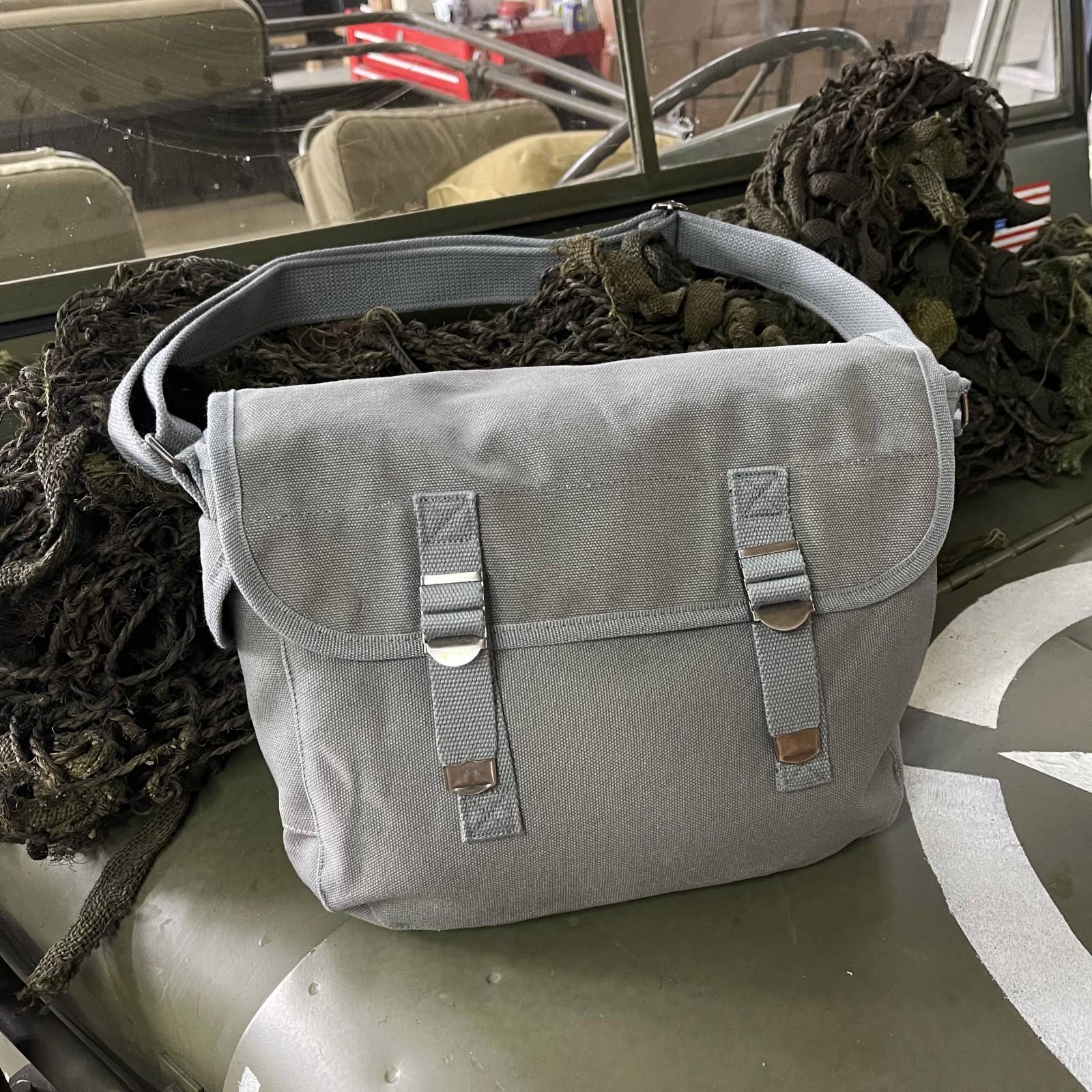 Canvas shoulder bag US style