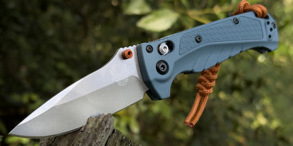 Benchmade Mini Adira Depht Blue Grivory Drop Point Magnacut REVIEW